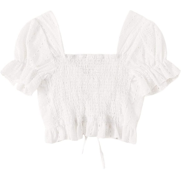 NEVER WORN! White crop blouse - Picture 2 of 2